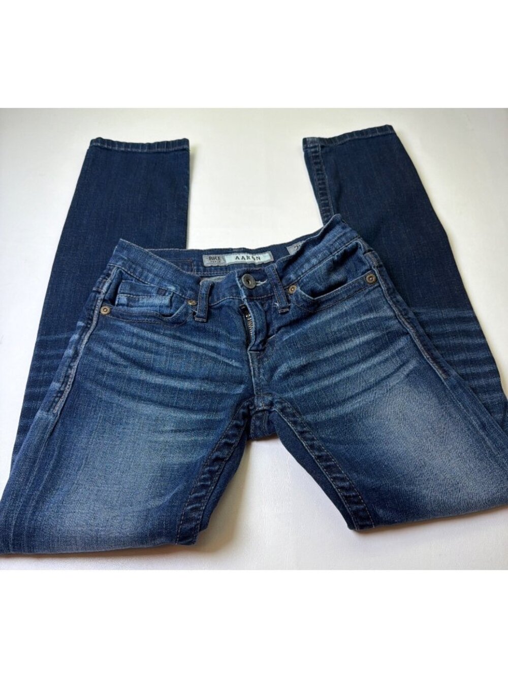 BKE AARON Jeans Men’s Size 25R Straight Slim Leg Dark Wash Stretch Whiskering - Picture 3 of 11